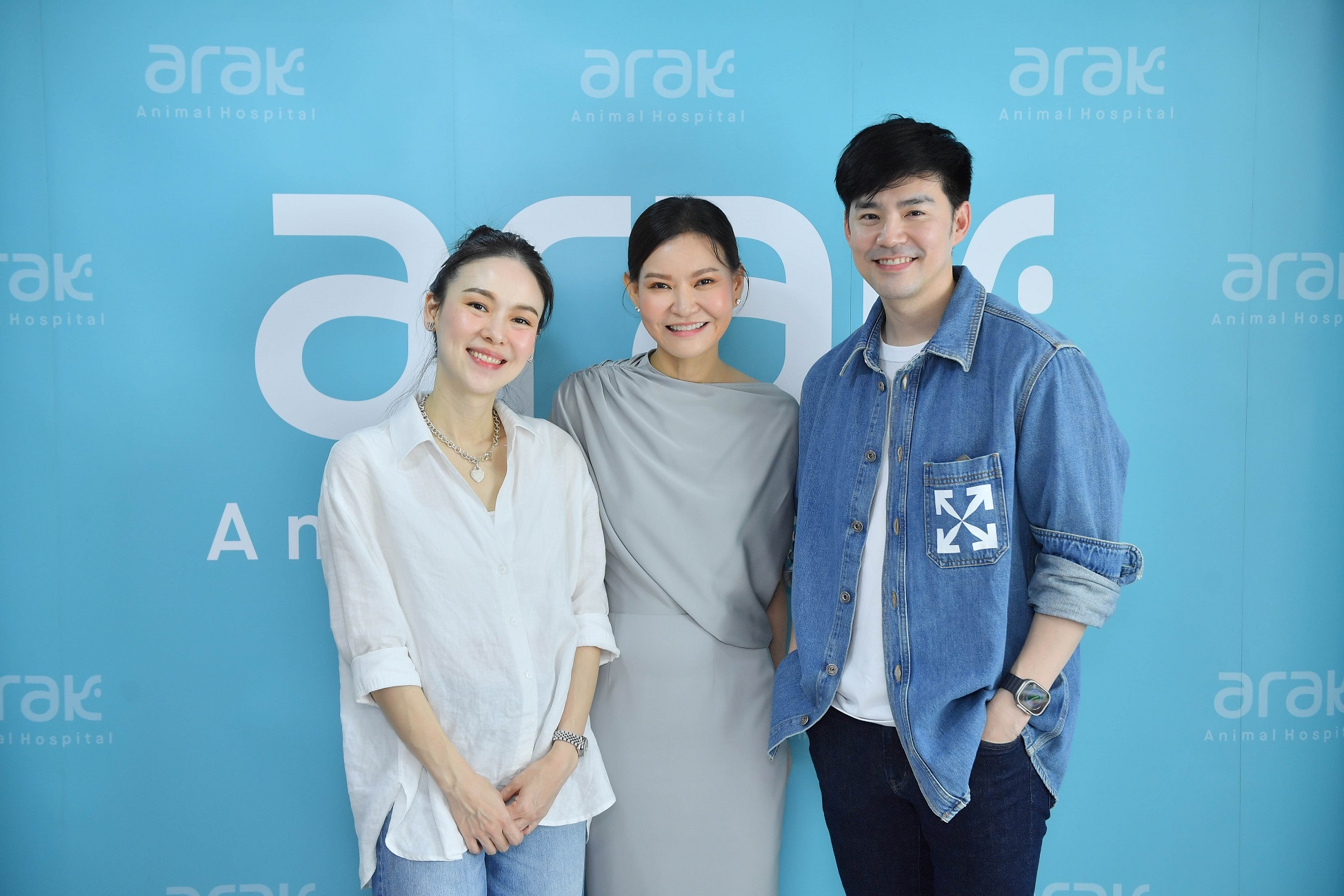 02. ออย อฏิพรณ์ บีม กวี ตันจรารักษ์ สพ.ญ. ทัศวรินทร์ กาญจนฉายา